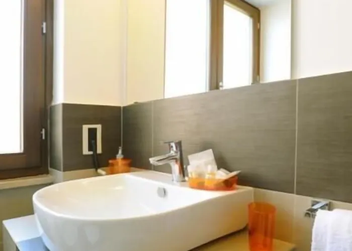 Honey 4* Roma
